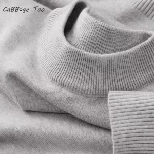 Men's Mock Turtleneck Sweater - Trendy Autumn Pullover for Stylish Men